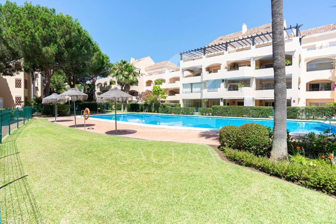 Hacienda Playa Lägenhet Marbella Exteriör bild