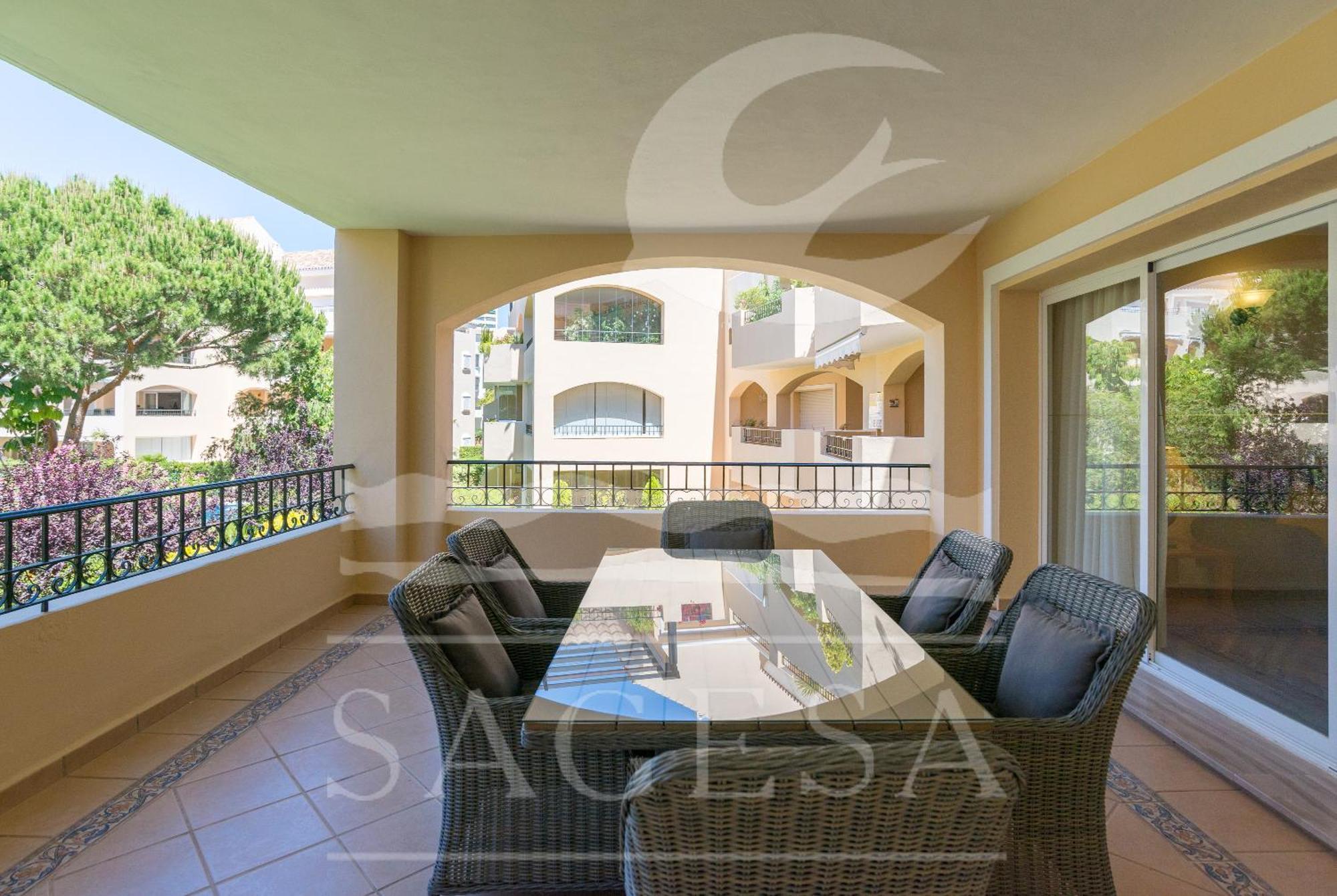 Hacienda Playa Lägenhet Marbella Exteriör bild