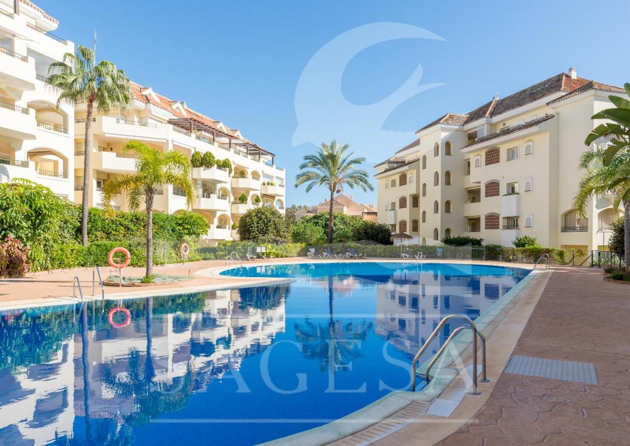Hacienda Playa Lägenhet Marbella Exteriör bild