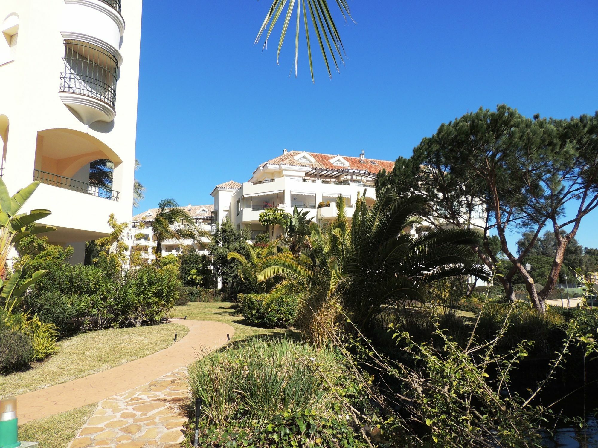 Hacienda Playa Lägenhet Marbella Exteriör bild